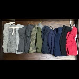 BUNDLE 12 pairs Athletic and Cargo pants 👖 2T